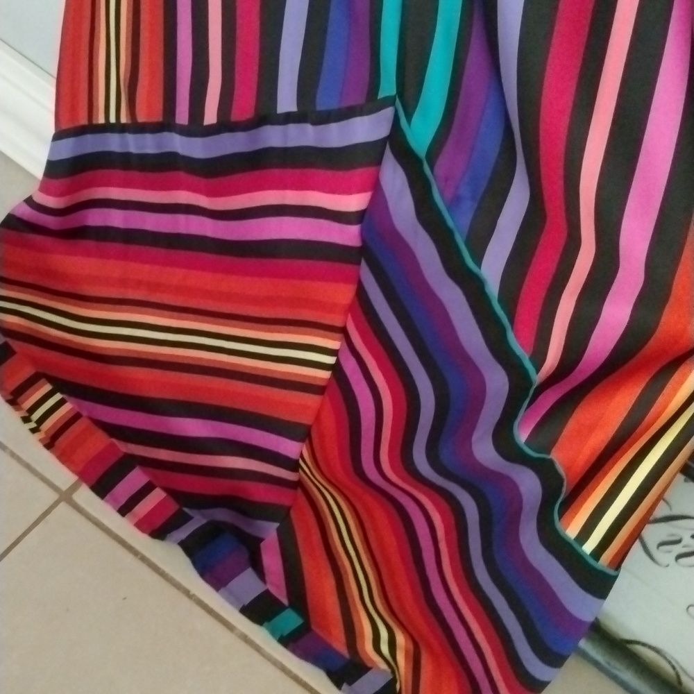 WORTHINGTON DRESS ๐ - Picture 9 of 17